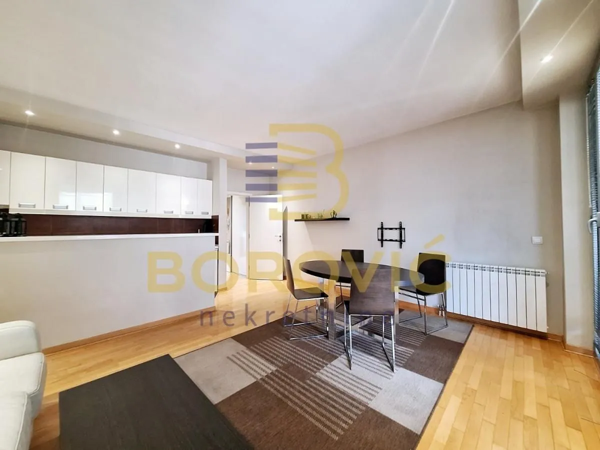Rent, two bedroom apartment, 51m², Vračar Hram, Vračar Sve Podlokacije