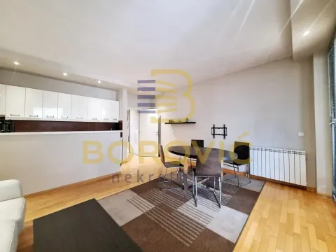 Rent, two bedroom apartment, 51m², Vračar Hram, Vračar Sve Podlokacije - image 4