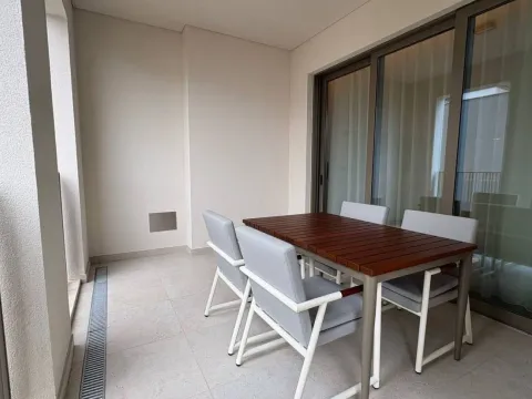Prodaja, jednosoban stan, 90m², Boka Place, Tivat - image 8