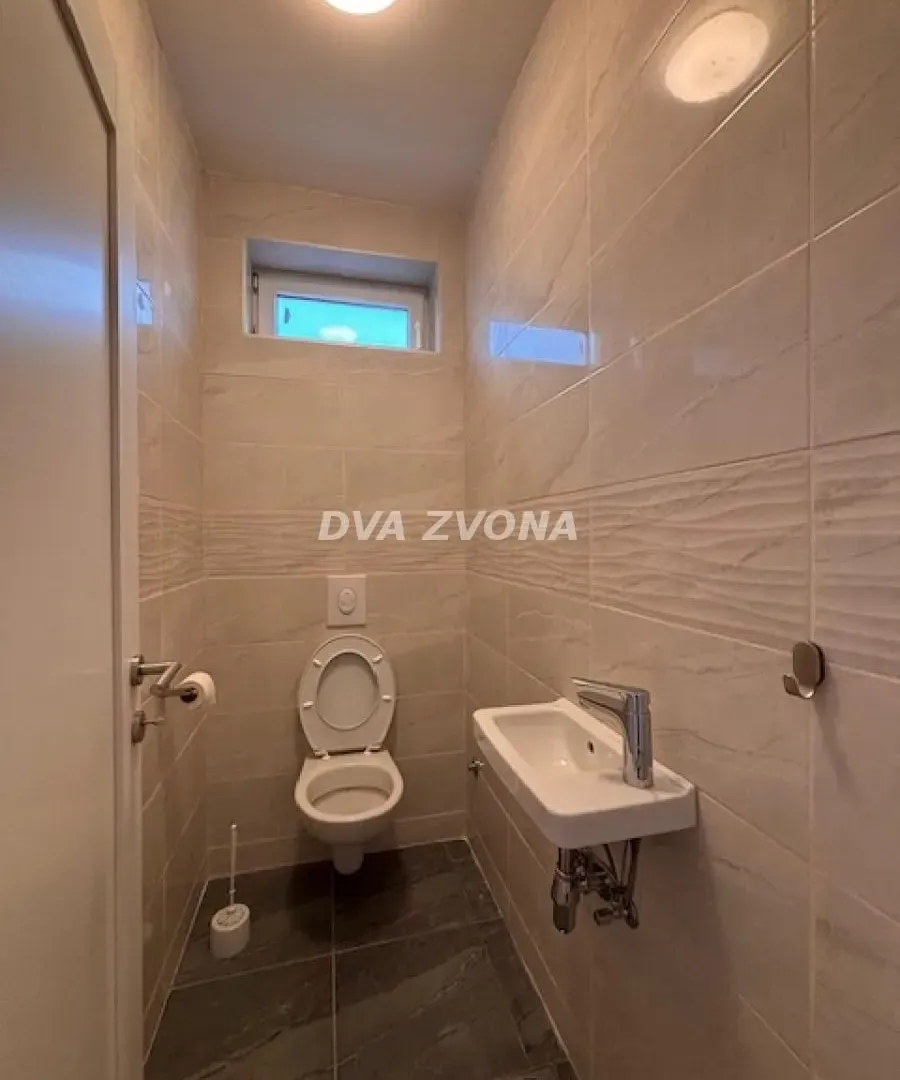 Prodaja, kuća, 151m², Čortanovci, Inđija