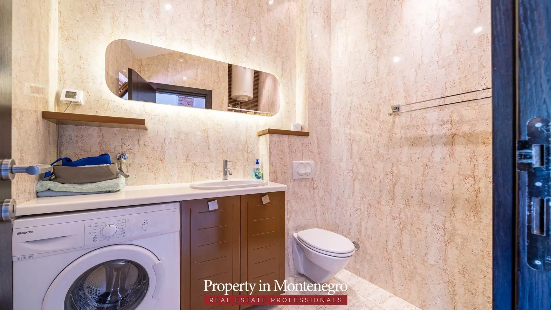 Sale, house, 266m², Kotor, Crna Gora