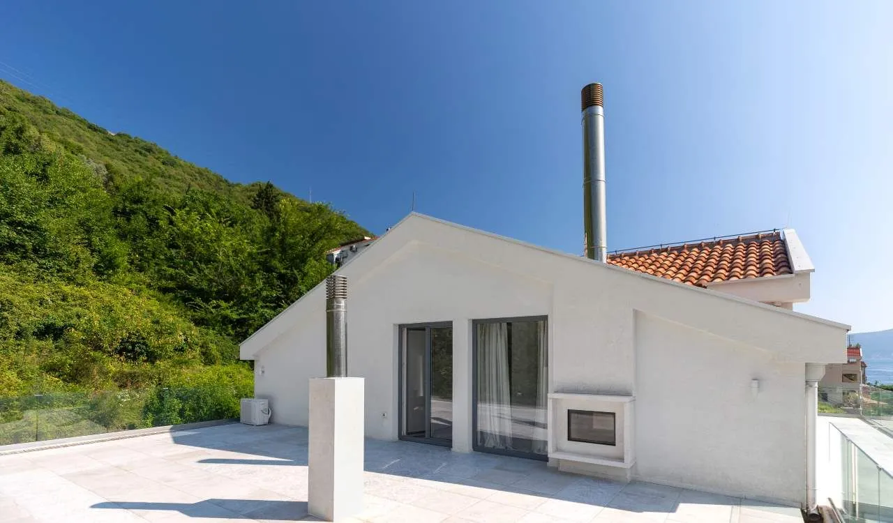 Sale, house, 423m², Lepetani, Tivat