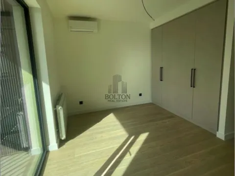 Rent, one bedroom apartment, 29m², Savski Venac, Beograd - image 2