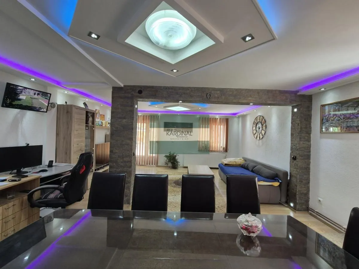 Sale, house, 181m², Kajsijar, Jagodina