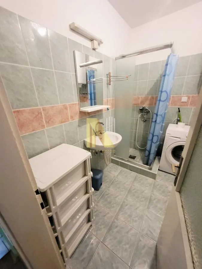 Izdavanje, dvosoban stan, 51m², Bulevar Oslobodjenja, Novi Sad Sve Podlokacije