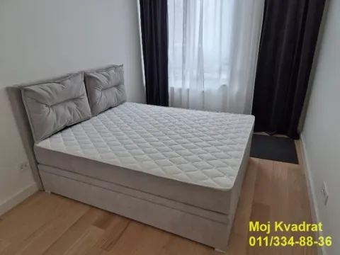 Izdavanje, četvorosoban stan, 120m², Savski Venac, Beograd - image 11