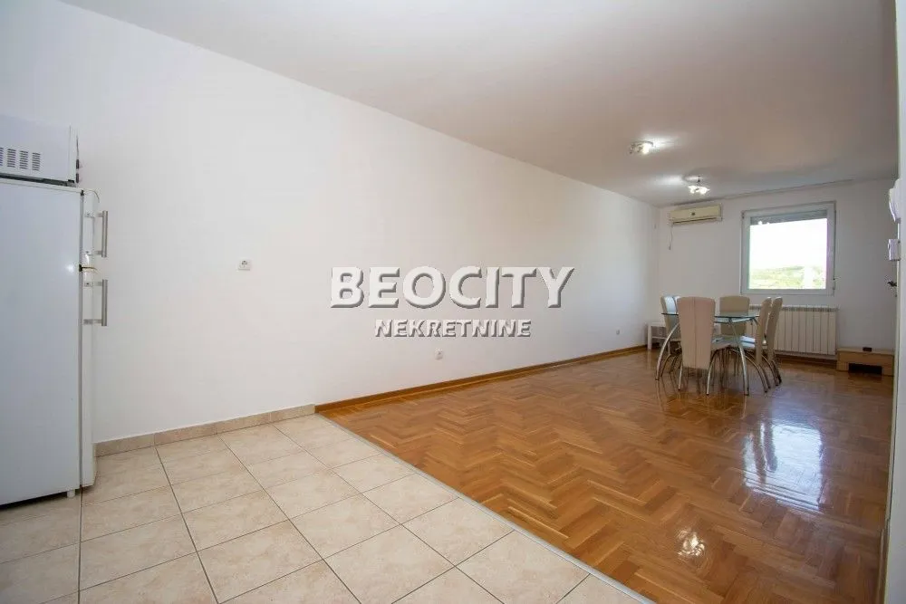 Prodaja, trosoban stan, 72m², Farmaceutski Fakultet, Voždovac Sve Podlokacije