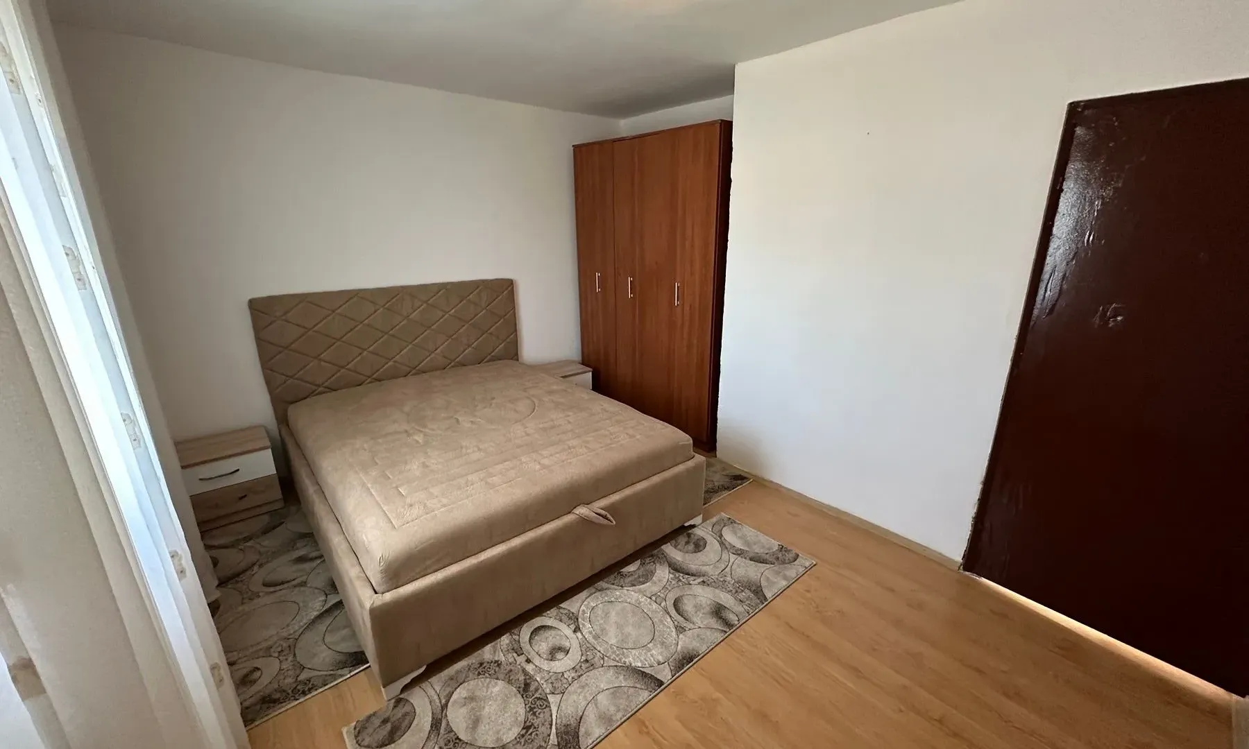 Izdavanje, dvosoban stan, 60m², 1 maj, Podgorica