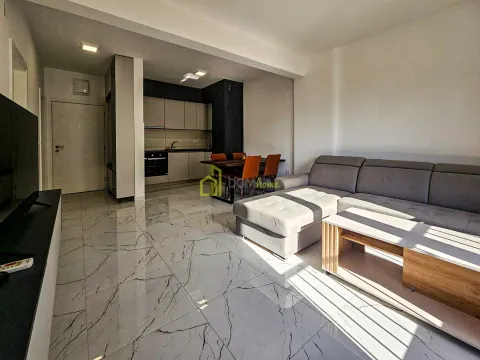 Izdavanje, stan, 45m², Tivat, Crna Gora - image 4