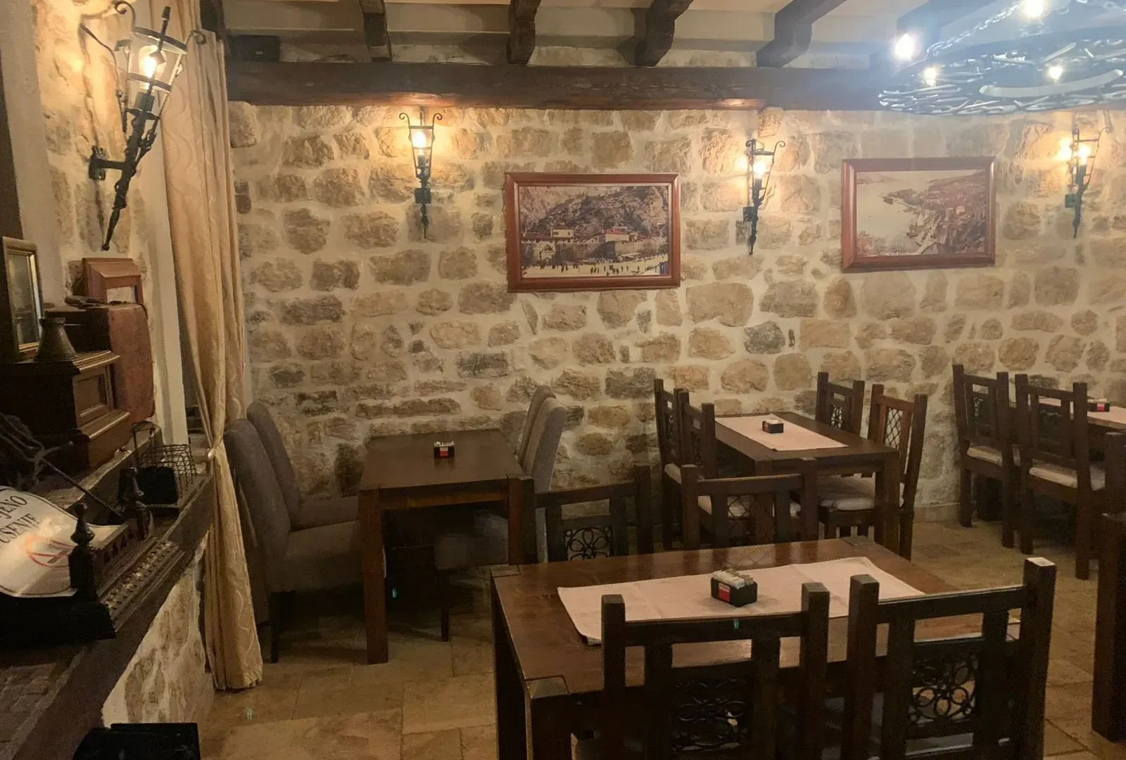 Sale, office space, 100m², Risan, Kotor
