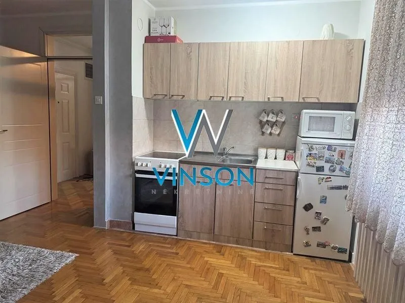Prodaja, jednosoban stan, 36m², Socijalno, Novi Sad Sve Podlokacije