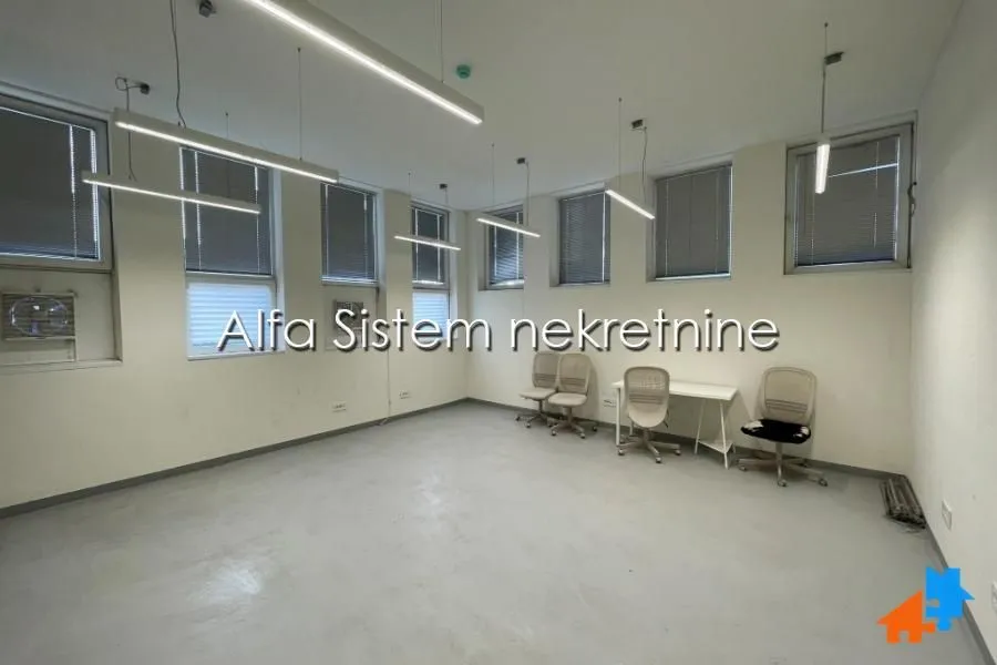 Rent, office space, 2000m², Voždovac Sve Podlokacije, Beograd