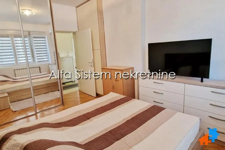 Rent, apartment, 65m², Južni Bulevar, Vračar Sve Podlokacije