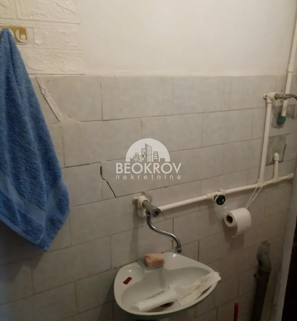 Sale, house, 200m², Čukarica, Beograd