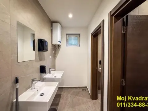 Rent, office space, 440m², Retenzija, Beograd - image 8