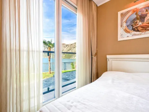 Sale, two bedroom apartment, 68m², Kostanjica, Kotor - image 26