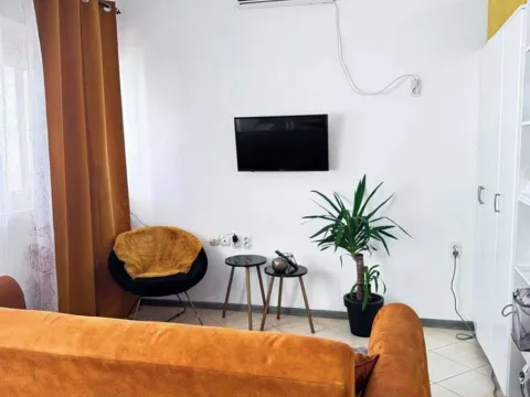 Prodaja, jednosoban stan, 44m², Dobre Vode, Bar - image 3