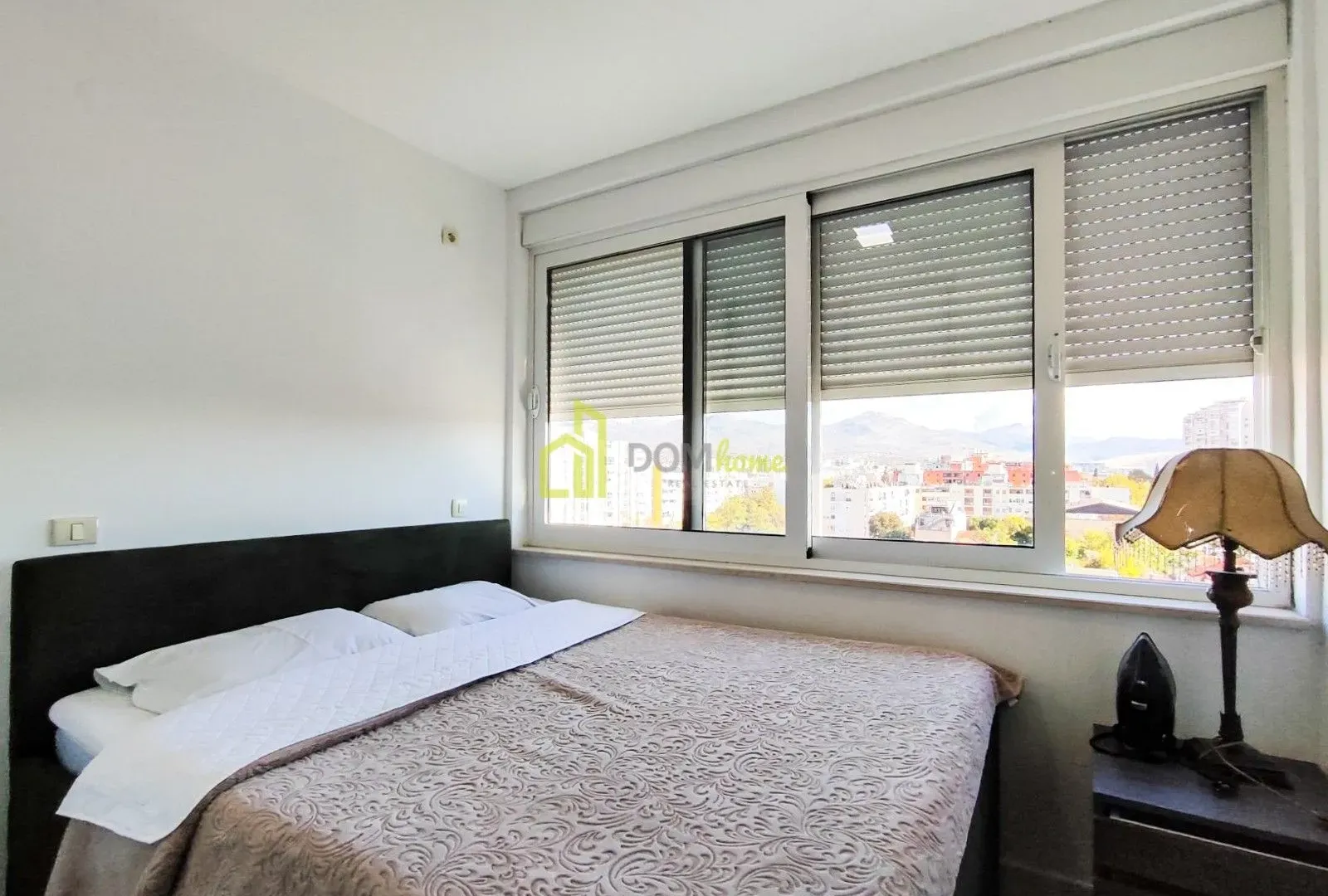 Izdavanje, dvosoban stan, 89m², Centar, Podgorica