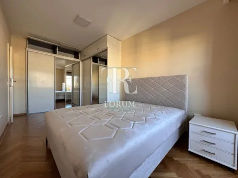 Izdavanje, jednosoban stan, 62m², Preko Morače, Podgorica - image 9