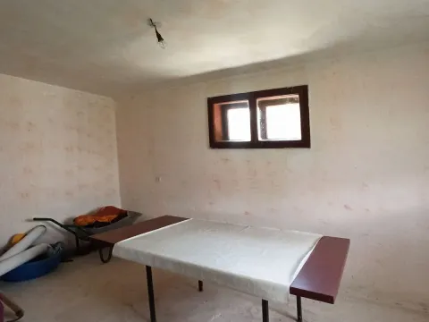 Prodaja, kuća, 242m², Klupci, Loznica - image 19