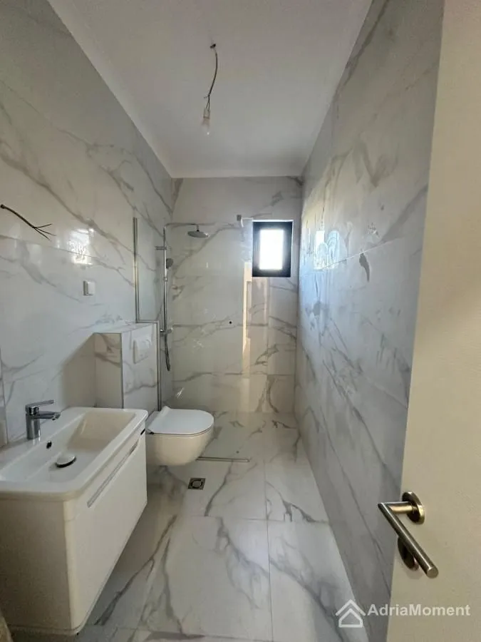 Prodaja, dvosoban stan, 78m², Marići, Tivat