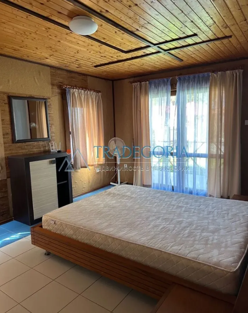 Prodaja, kuća, 260m², Bar, Crna Gora
