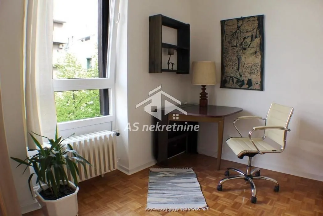 Rent, two bedroom apartment, 54m², Vračar Sve Podlokacije, Beograd