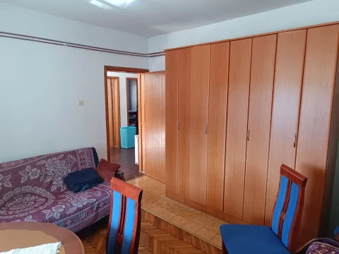 Rent, four bedroom apartment, 120m², Dalmatinska ulica, Podgorica - image 8