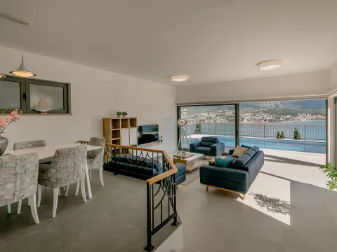 Prodaja, kuća, 282m², Njivice, Herceg Novi - image 4