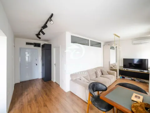 Prodaja, jednosoban stan, 44m², Novi Beograd Blok 61, Novi Beograd Sve Podlokacije - image 10