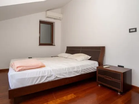 Prodaja, kuća, 121m², Tivat, Crna Gora - image 10