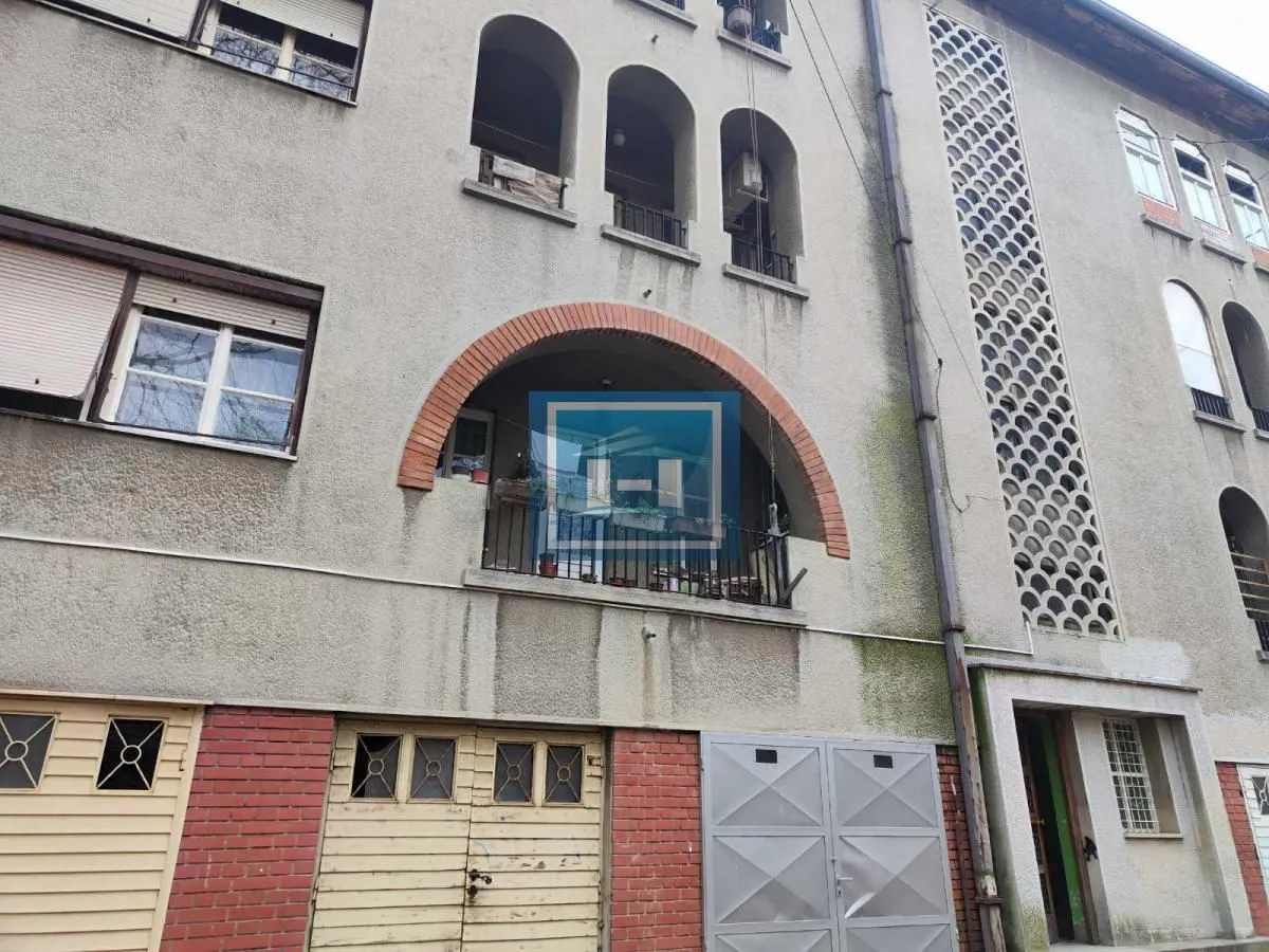 Prodaja, dvosoban stan, 73m², Centar, Jagodina