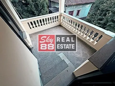 Rent, apartment, 210m², Savski Venac, Beograd - image 8