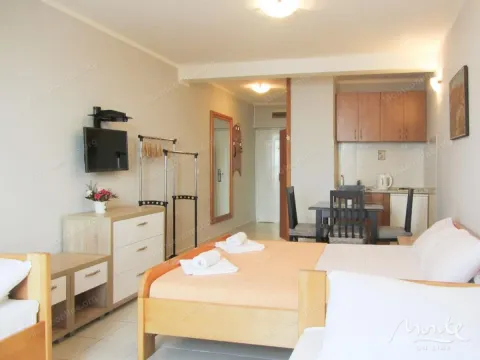 Sale, studio apartment, 26m², Rafailovići, Budva - image 7