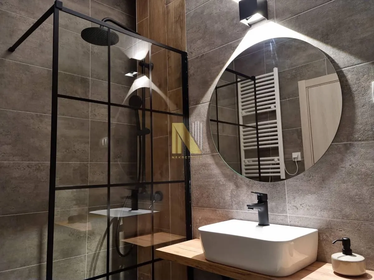 Izdavanje, jednosoban stan, 38m², Grbavica, Novi Sad Sve Podlokacije