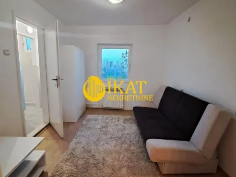 Stan in Zvezdarska Šuma