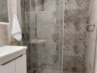 Izdavanje, dvosoban stan, 70m², Tivat, Crna Gora - image 10