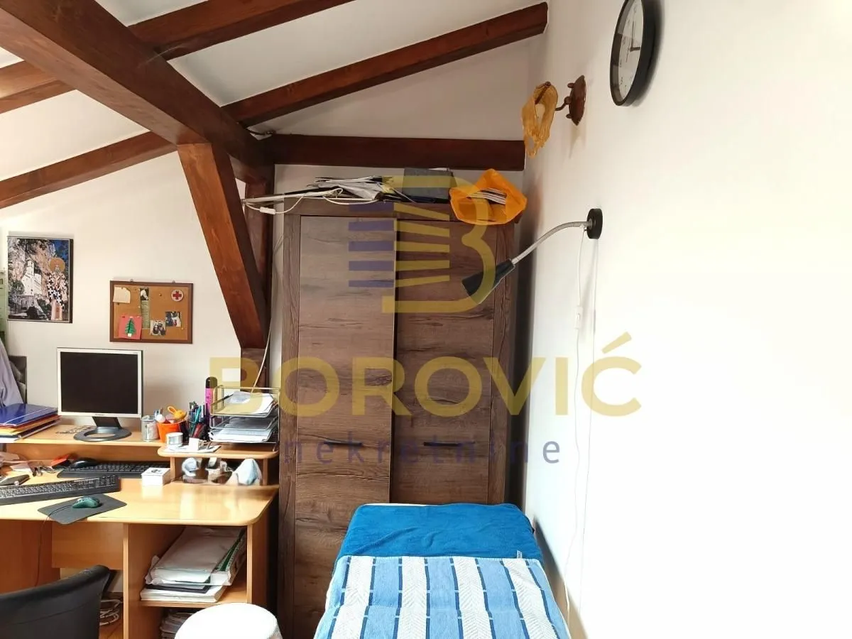 Prodaja, četvorosoban stan, 96m², Labudovo Brdo, Beograd