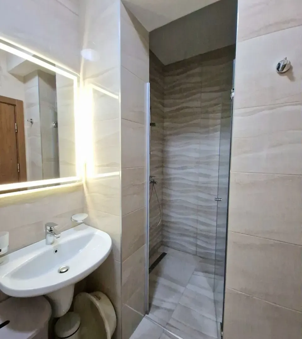 Rent, one bedroom apartment, 47m², Budva okolina, Budva