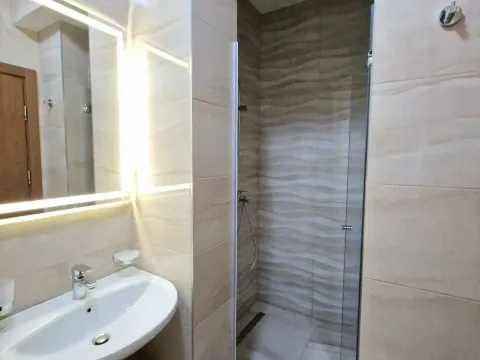 Rent, one bedroom apartment, 47m², Budva okolina, Budva - image 8
