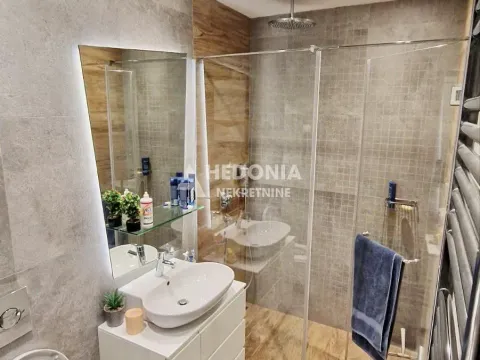 Sale, four bedroom apartment, 131m², Novi Beograd Blok 65, Novi Beograd Sve Podlokacije - image 16
