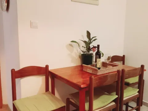 Rent, one bedroom apartment, 45m², Centar, Tivat - image 4