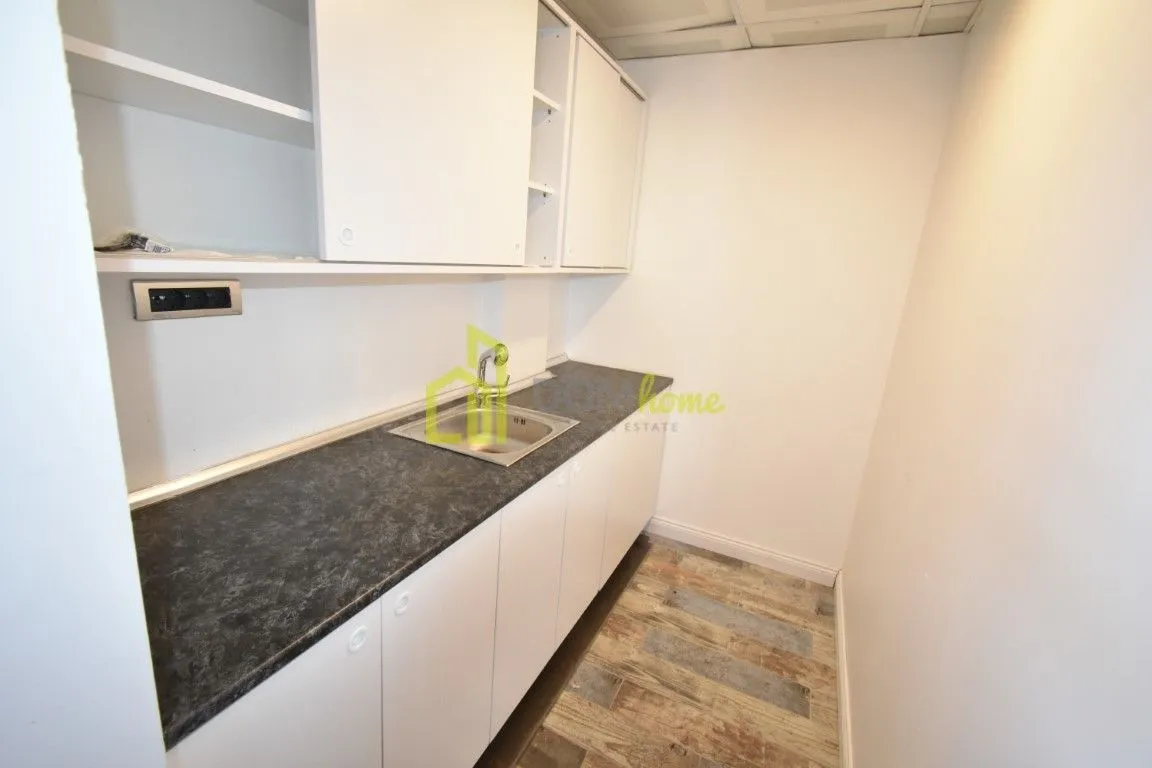 Rent, office space, 350m², Zeta, Podgorica