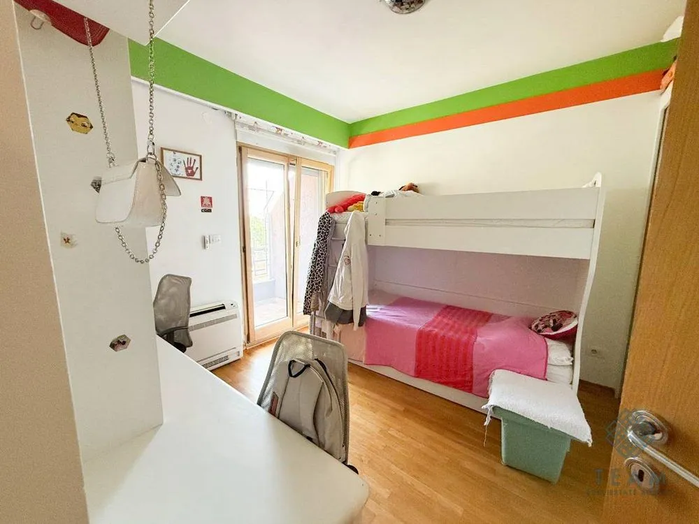 Prodaja, trosoban stan, 136m², Centar, Podgorica