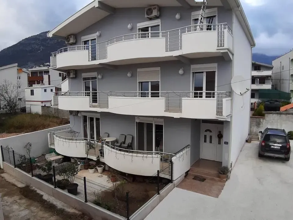 Sale, house, 360m², Šušanj, Bar