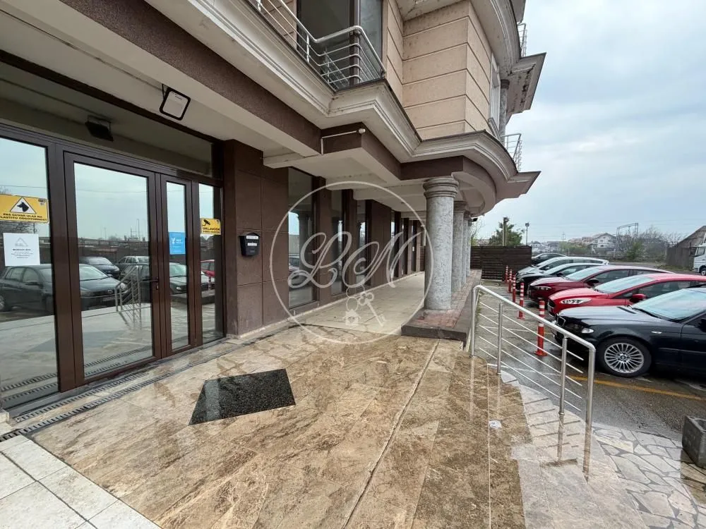 Sale, office space, 236m², Altina, Beograd