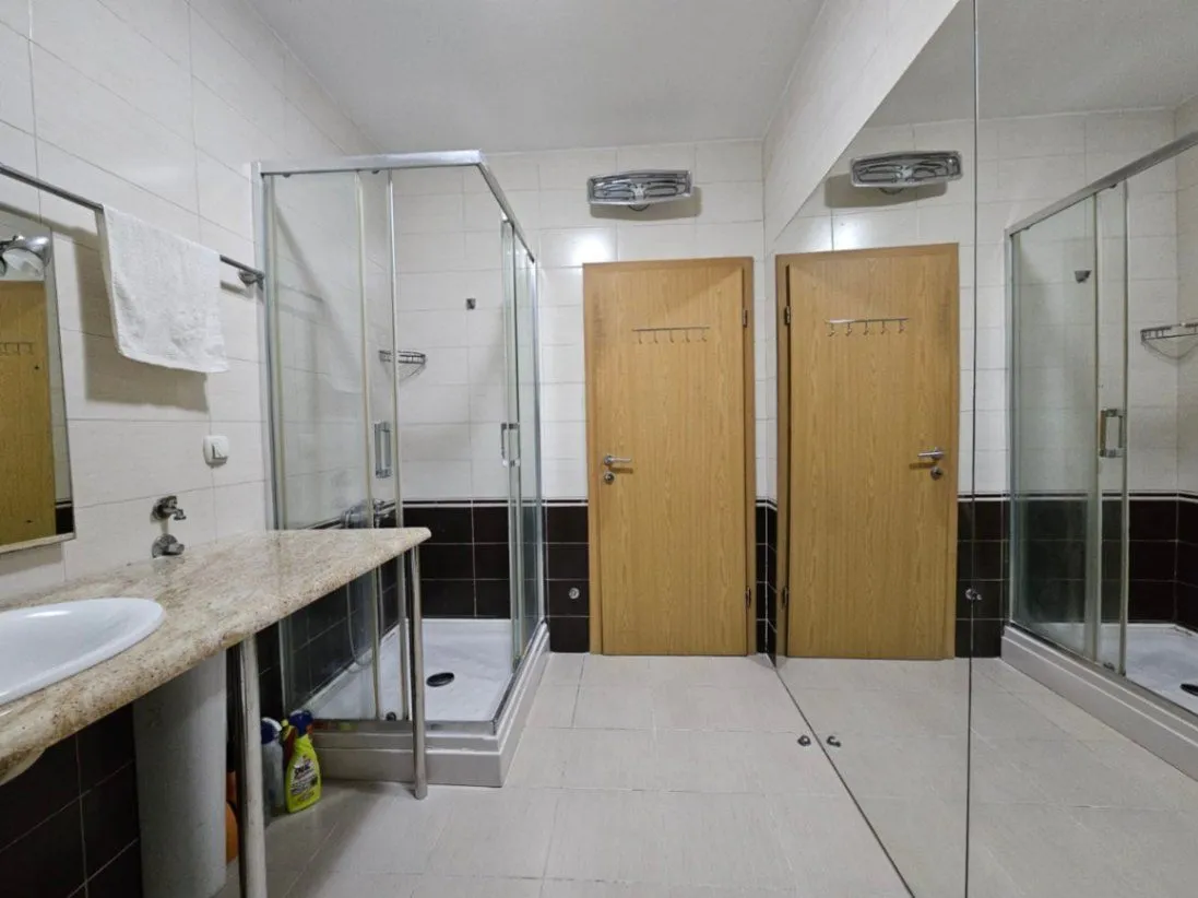 Izdavanje, dvosoban stan, 75m², Stari Aerodrom, Podgorica