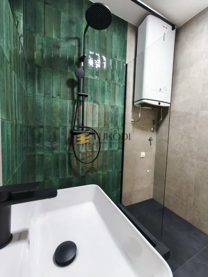 Sale, two bedroom apartment, 58m², Zemun Sve Podlokacije, Beograd