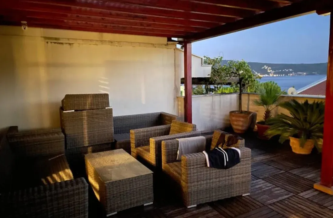 Prodaja, kuća, 341m², Herceg Novi, Crna Gora