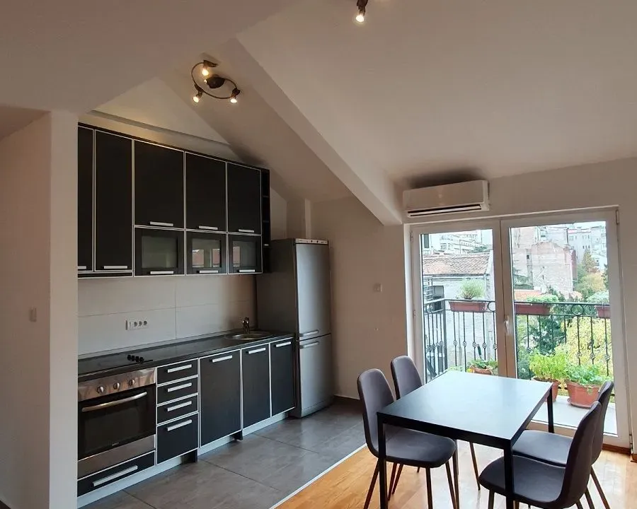 Prodaja, trosoban stan, 55m², Stari Grad, Beograd
